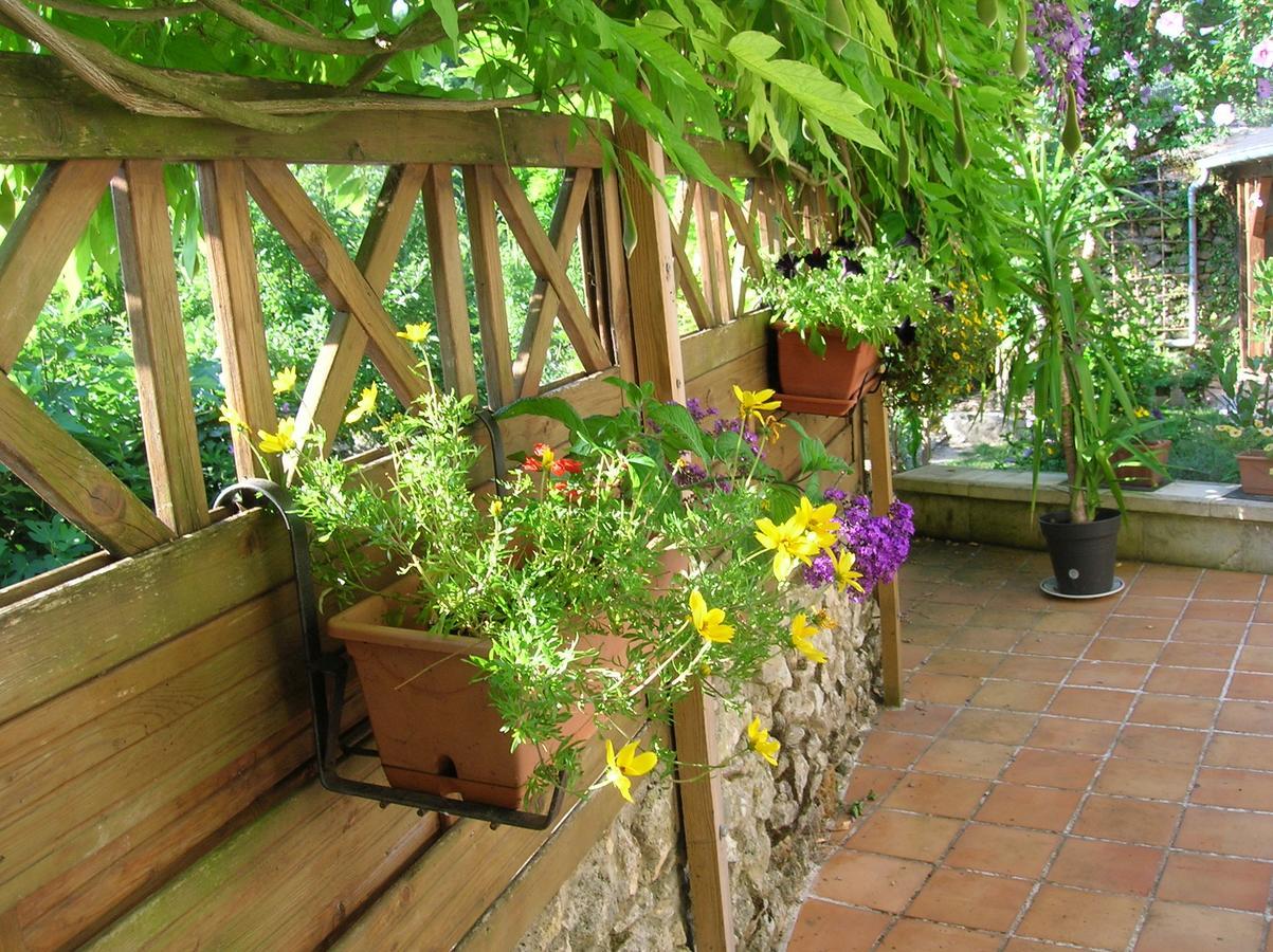 Le Petit Jardin Yoyo Ξενοδοχείο Monts Εξωτερικό φωτογραφία