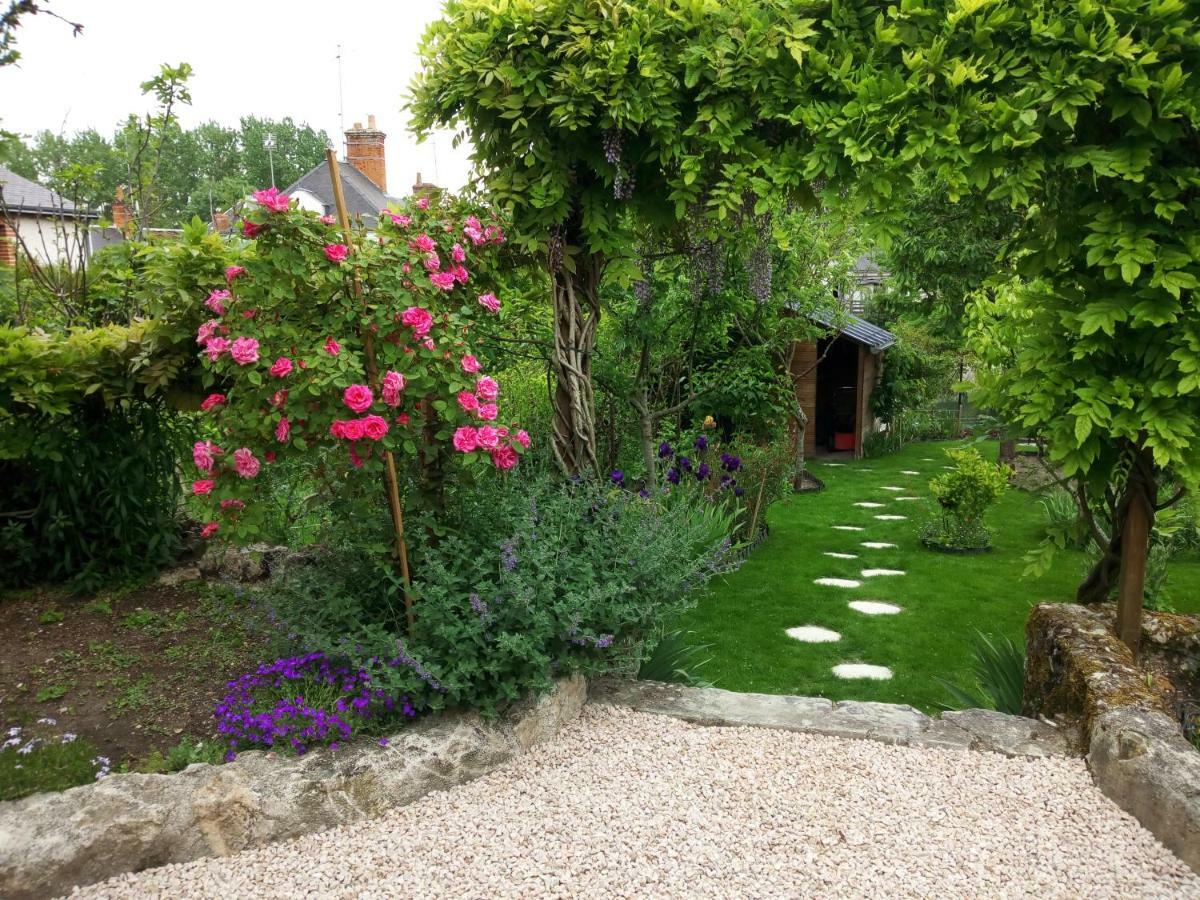 Le Petit Jardin Yoyo Ξενοδοχείο Monts Εξωτερικό φωτογραφία